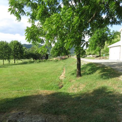 farm, farmhouse, field, water, pond, rural, stone, barn, Asheville, 