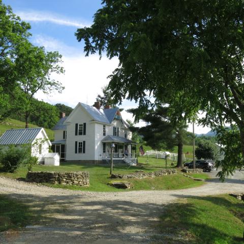 farm, farmhouse, field, water, pond, rural, stone, barn, Asheville, 