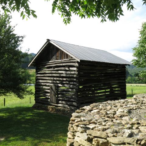 farm, farmhouse, field, water, pond, rural, stone, barn, Asheville, 