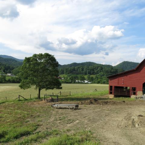 farm, farmhouse, field, water, pond, rural, stone, barn, Asheville, 