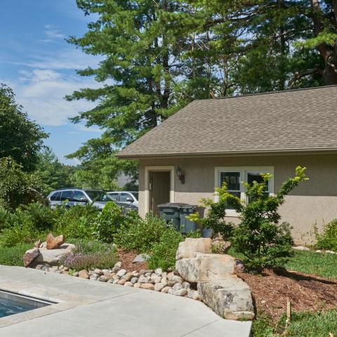 suburban, pool, kitchen, garden, bathroom, Asheville, 