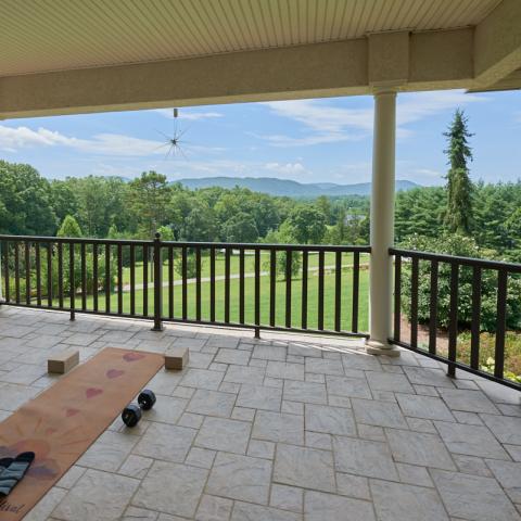 suburban, pool, kitchen, garden, bathroom, Asheville, 