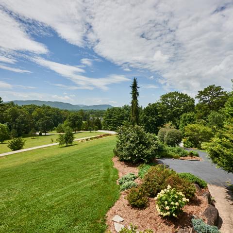 suburban, pool, kitchen, garden, bathroom, Asheville, 