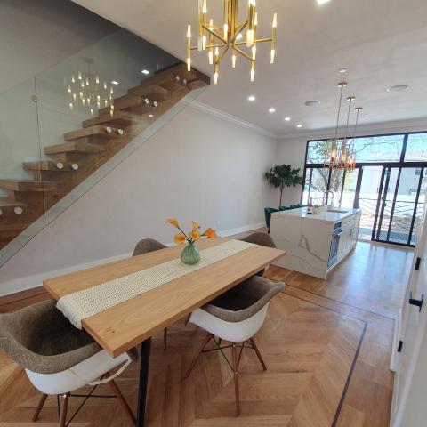 townhouse, contemporary, kitchen, light, airy, deck, staircase, bathroom, terrace, bedroom, 