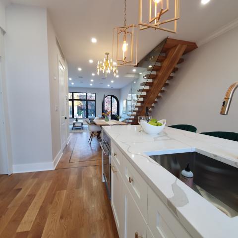 townhouse, contemporary, kitchen, light, airy, deck, staircase, bathroom, terrace, bedroom, 