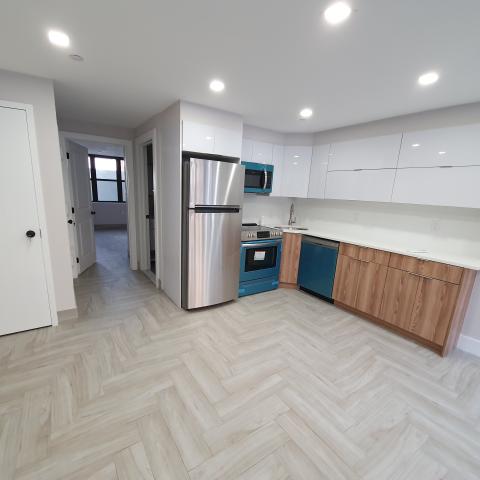 townhouse, contemporary, kitchen, light, airy, deck, staircase, bathroom, terrace, bedroom, 