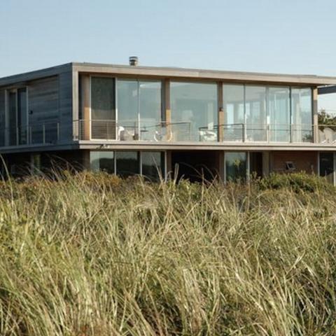 modern, beach, Hamptons, pool, glass, light, airy, deck, 