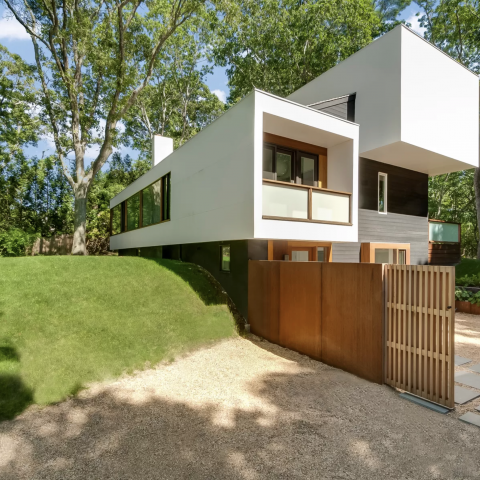 Hamptons, modern, pool, light, airy, deck, 