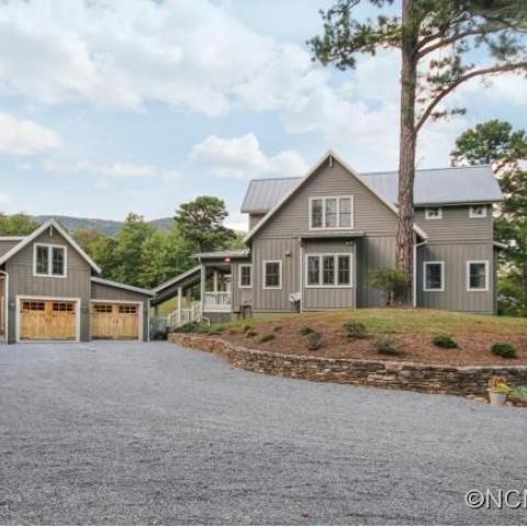 rural, wooded, porch, kitchen, bathroom, 