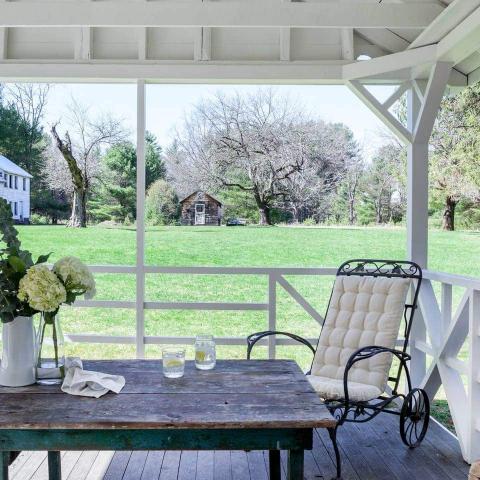 farmhouse, modern, contemporary, rural, glass, barn, water, 