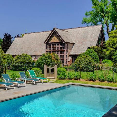 Hamptons, upscale, traditional, pool, garden, staircase, 