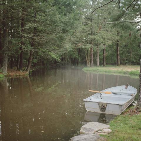 farmhouse, modern, contemporary, rural, glass, barn, water, 