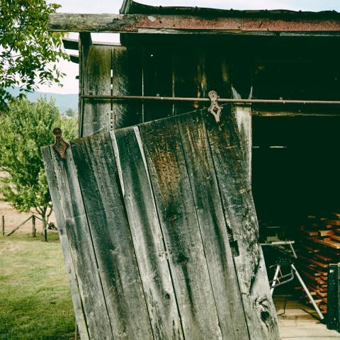 farm, farmhouse, field, water, pond, rural, stone, barn, Asheville, 