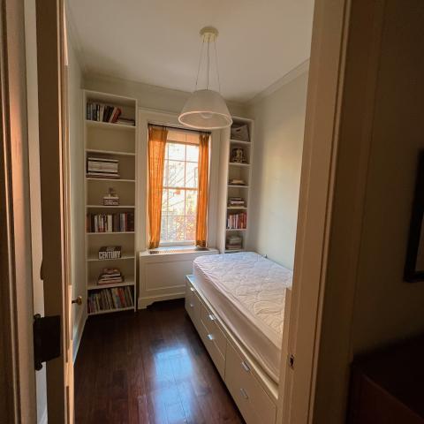 brownstone, townhouse, kitchen, garden, bathroom, staircase, 