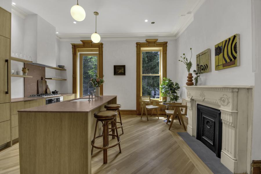 brownstone, townhouse, kitchen, bathroom, staircase, contemporary, 