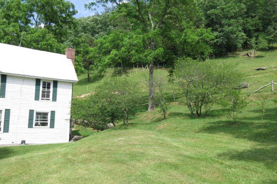 farm, farmhouse, field, water, pond, rural, stone, barn, Asheville, 