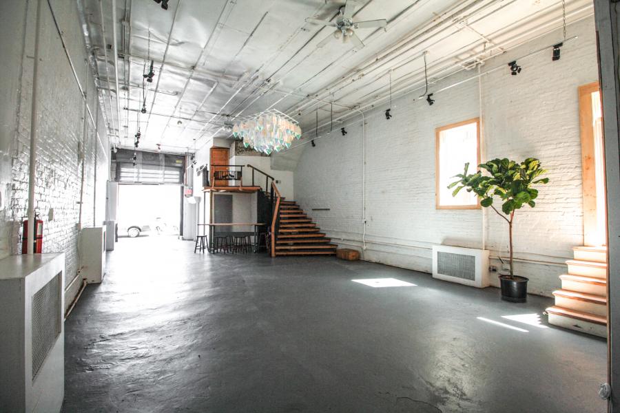 loft, bohemian, funky, textured walls, wood, piano, 