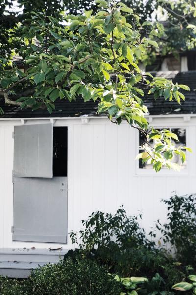 suburban, white, light, airy, traditional, contemporary, porch, 