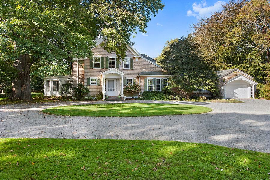 Hamptons, pool, deck, bathroom, kitchen, 