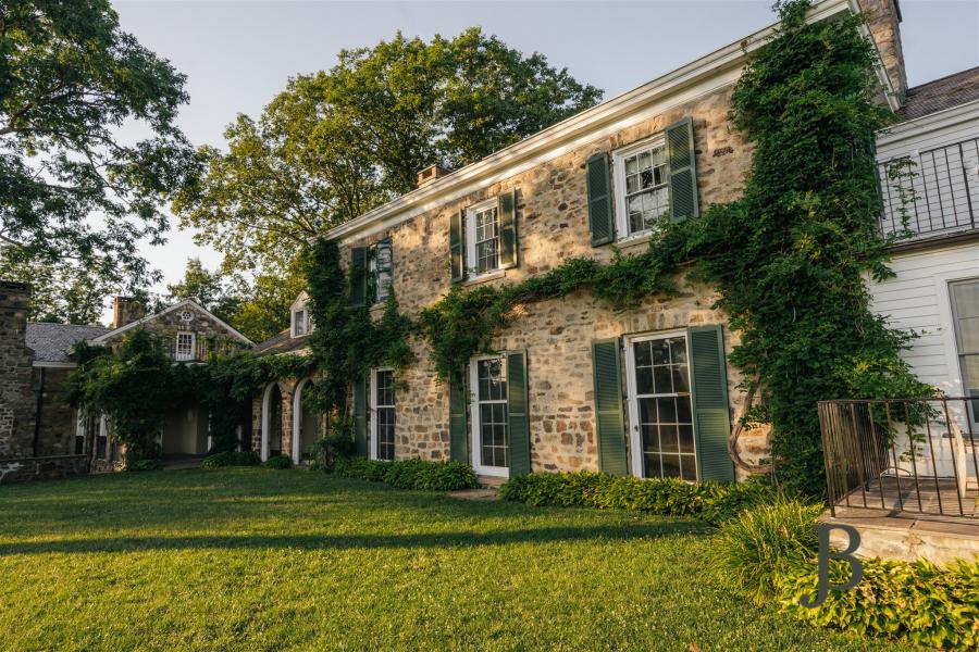 country, farm, horse, rustic, library, barn, stable, water, stone, rolling hill, greenhouse, boathouse, 