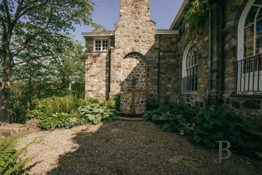 country, farm, horse, rustic, library, barn, stable, water, stone, rolling hill, greenhouse, boathouse, 