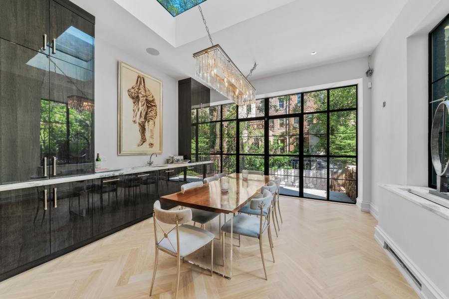 brownstone, townhouse, contemporary, upscale, staircase, terrace, garden, kitchen, bathroom, 