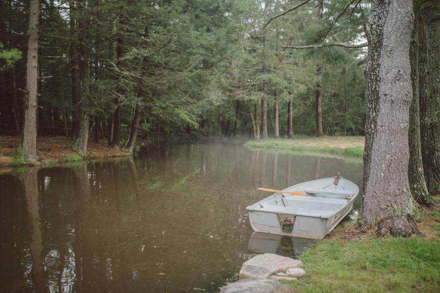 farmhouse, modern, contemporary, rural, glass, barn, water, 