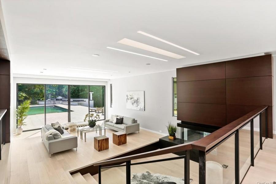 modern, light, airy, pool, kitchen, 