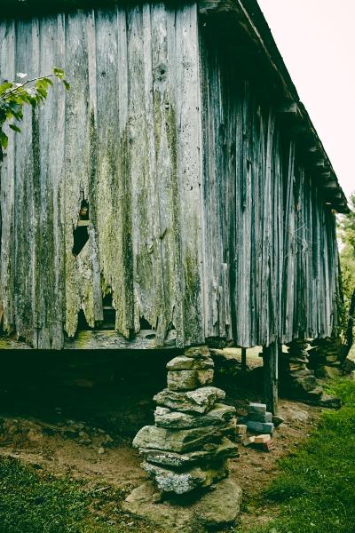 farm, farmhouse, field, water, pond, rural, stone, barn, Asheville, 