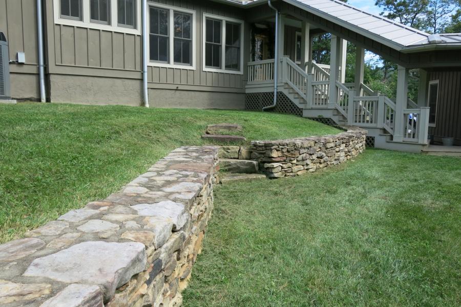 rural, wooded, porch, kitchen, bathroom, 