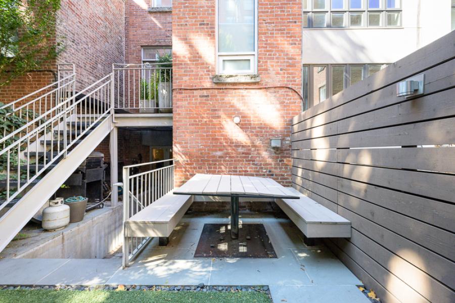 brownstone, townhouse, kitchen, light, airy, modern, bathroom, terrace, 