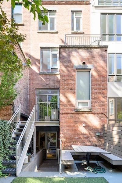 brownstone, townhouse, kitchen, light, airy, modern, bathroom, terrace, 