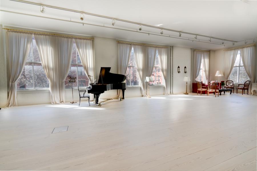 loft, upscale, piano, light, kitchen, bathroom, 