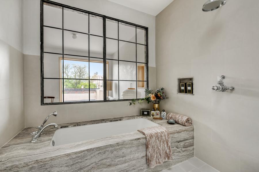 townhouse, contemporary, kitchen, bathroom, 