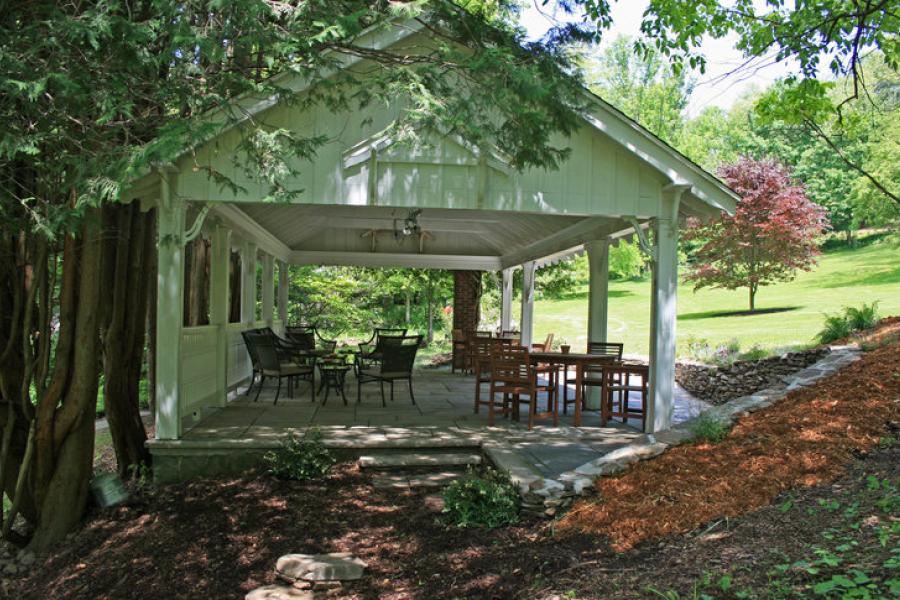 farmhouse, white, traditional, contemporary, kitchen, bathroom, pool, porch, garden, barn, 