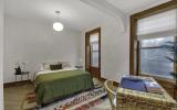 brownstone, townhouse, kitchen, bathroom, staircase, contemporary, 