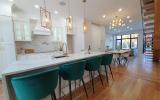 townhouse, contemporary, kitchen, light, airy, deck, staircase, bathroom, terrace, bedroom, 