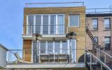 townhouse, contemporary, modern, light, white, glass, bathroom, kitchen, 