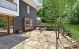 Hamptons, modern, pool, light, airy, deck, 