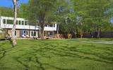 Hamptons, modern, pool, light, airy, deck, 