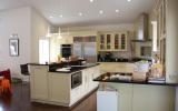 contemporary, suburban, kitchen, bathroom, white, 