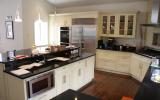 contemporary, suburban, kitchen, bathroom, white, 