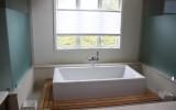 contemporary, suburban, kitchen, bathroom, white, 