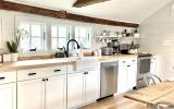 farm, farmhouse, barn, wooded, traditional, contemporary, 