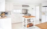 Hamptons, contemporary, shingled, white, light, kitchen, bathroom, 