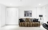 brownstone, townhouse, kitchen, light, airy, modern, bathroom, terrace, 